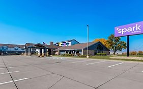 Americinn Cedar Falls 3*